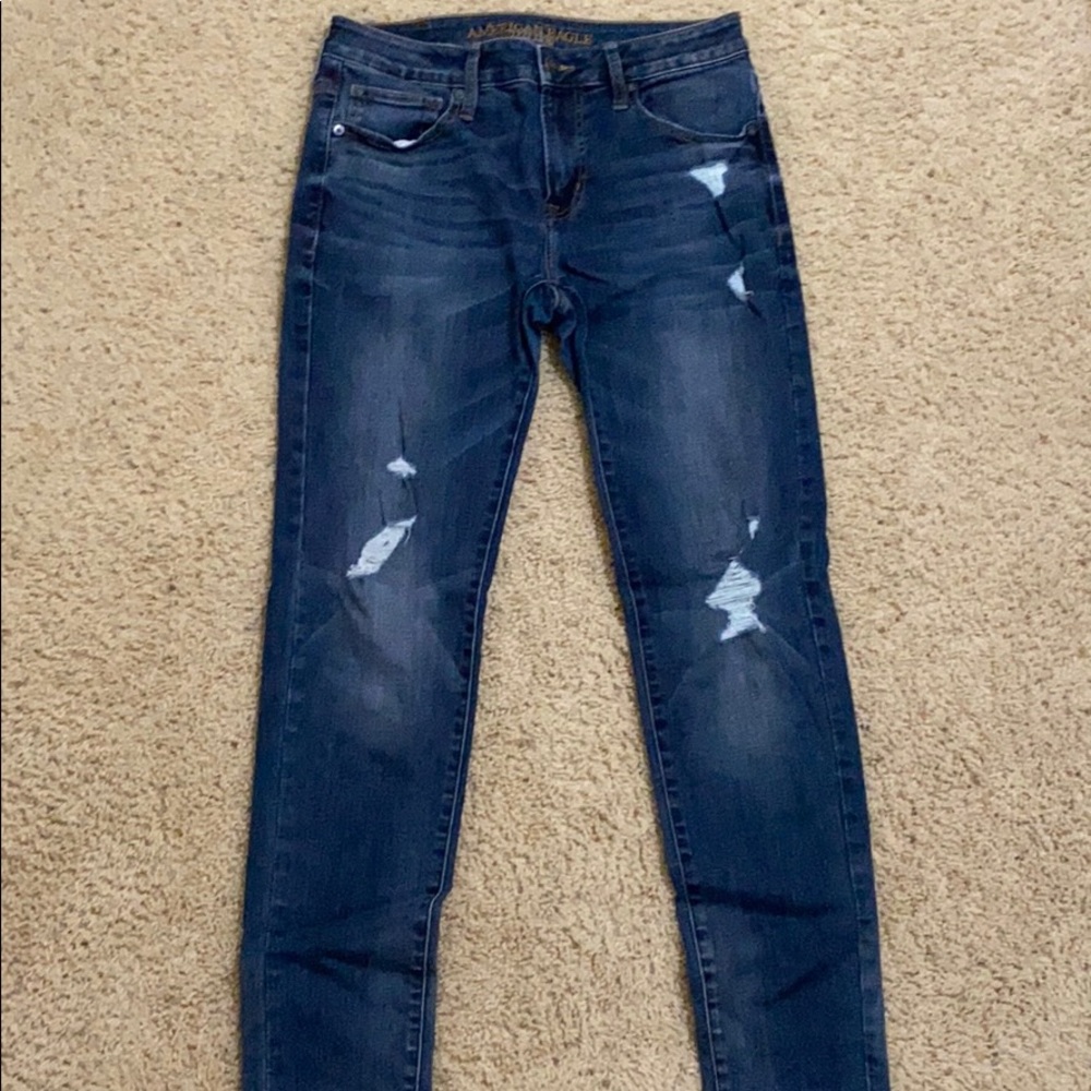 American eagle distressed jeans